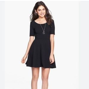 🔷️Express Black Mini Skater Dress Half Sleeves Size Small